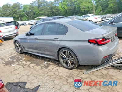 Drugie zdjęcie samochodu z przodu: 2021 BMW M550XI VIN:WBA13BK03MCF11162 - miniatura
