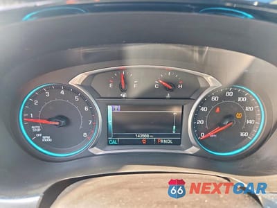 Zdjęcie 9 z 13 samochodu: 2018 CHEVROLET TRAVERSE LT VIN:1GNEVHKW0JJ133464 - miniatura