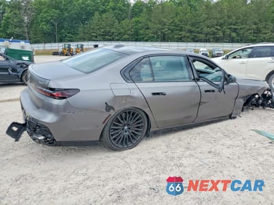 Trzecie zdjęcie samochodu z tyłu: 2024 BMW 760 XI VIN:WBA33EJ01RCS34401 - miniatura