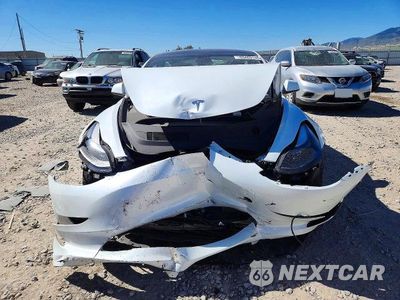 Piąte zdjęcie samochodu w środku: 2023 TESLA MODEL 3 VIN:5YJ3E1EA0PF468862 - miniatura