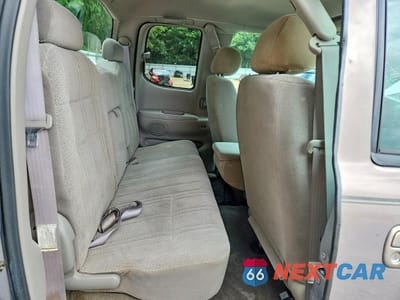 Zdjęcie 10 z 12 samochodu: 2002 TOYOTA TUNDRA SR5 V8 VIN:5TBRT34122S332176 - miniatura
