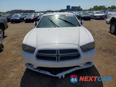 Piąte zdjęcie samochodu w środku: 2011 DODGE CHARGER VIN:2B3CL3CG0BH582101 - miniatura