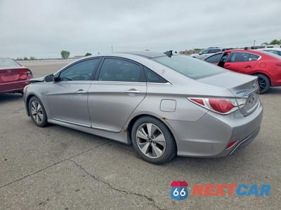 Drugie zdjęcie samochodu z przodu: 2012 HYUNDAI SONATA HYBRID VIN:KMHEC4A49CA046961 - miniatura