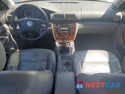 Zdjęcie 8 z 12 samochodu: 2004 VOLKSWAGEN PASSAT GLS VIN:WVWVD63B84E169122 - miniatura