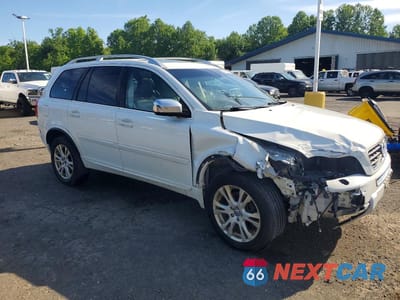 Czwarte zdjęcie samochodu z boku: 2013 VOLVO XC90 3.2 VIN:YV4952CZ1D1647907 - miniatura