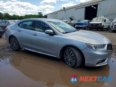 Czwarte zdjęcie samochodu z boku: 2018 ACURA TLX ADVANCE VIN:19UUB3F7XJA001185 - miniatura