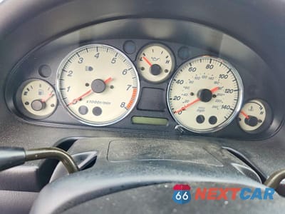Zdjęcie 9 z 13 samochodu: 2001 MAZDA MX-5 MIATA BASE VIN:JM1NB353210217135 - miniatura