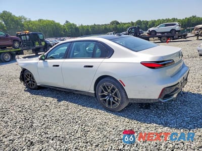 Drugie zdjęcie samochodu z przodu: 2023 BMW 740 I VIN:WBA23EH01PCM21670 - miniatura