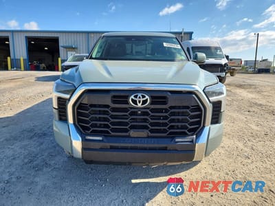 Piąte zdjęcie samochodu w środku: 2022 TOYOTA TUNDRA SR5 VIN:5TFLA5DA8NX006962 - miniatura
