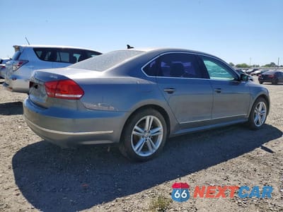 Trzecie zdjęcie samochodu z tyłu: 2014 VOLKSWAGEN PASSAT SEL VIN:1VWCN7A3XEC101758 - miniatura