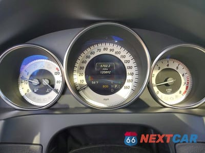 Zdjęcie 9 z 12 samochodu: 2014 MERCEDES-BENZ E 350 4MATIC VIN:WDDKJ8JB7EF282958 - miniatura