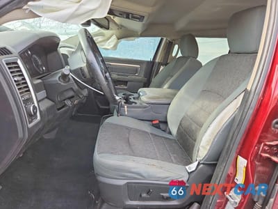 Zdjęcie 7 z 13 samochodu: 2017 RAM 1500 SLT VIN:3C6RR7LTXHG641201 - miniatura