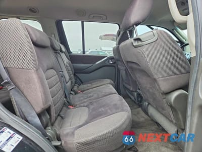 Zdjęcie 10 z 12 samochodu: 2011 NISSAN PATHFINDER S VIN:5N1AR1NN1BC616369 - miniatura