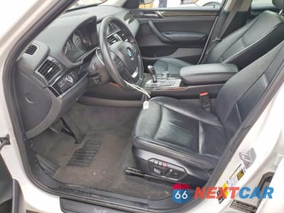 Zdjęcie 7 z 13 samochodu: 2017 BMW X3 XDRIVE28I VIN:5UXWX9C59H0T15293 - miniatura
