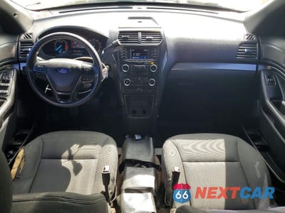 Zdjęcie 8 z 13 samochodu: 2016 FORD EXPLORER POLICE INTERCEPTOR VIN:1FM5K8AR1GGD30237 - miniatura