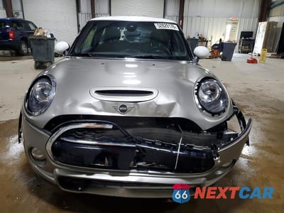 Piąte zdjęcie samochodu w środku: 2019 MINI COOPER S VIN:WMWXP7C59K2L25289 - miniatura