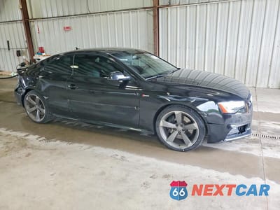 Czwarte zdjęcie samochodu z boku: 2015 AUDI S5 PREMIUM PLUS VIN:WAUCGAFR6FA031922 - miniatura
