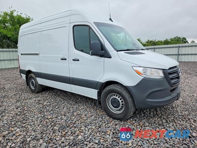 Czwarte zdjęcie samochodu z boku: 2025 MERCEDES-BENZ SPRINTER 2500 VIN:W1Y4NBHY2ST199624 - miniatura