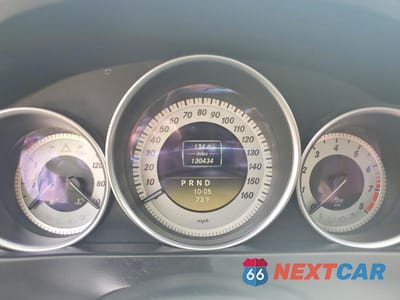 Zdjęcie 9 z 12 samochodu: 2012 MERCEDES-BENZ C 250 VIN:WDDGJ4HB8CF901892 - miniatura