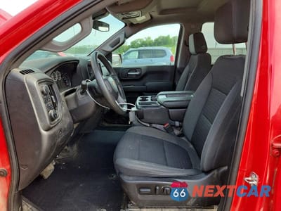 Zdjęcie 7 z 12 samochodu: 2022 CHEVROLET SILVERADO LTD K1500 CUSTOM VIN:3GCPYBEK4NG143615 - miniatura