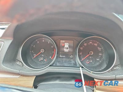 Zdjęcie 9 z 12 samochodu: 2017 VOLKSWAGEN PASSAT SEL PREMIUM VIN:1VWCT7A30HC017152 - miniatura