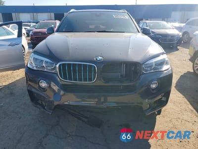 Piąte zdjęcie samochodu w środku: 2018 BMW X5 XDR40E VIN:5UXKT0C59J0V98354 - miniatura