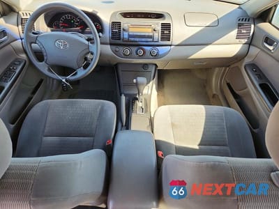 Zdjęcie 8 z 12 samochodu: 2006 TOYOTA CAMRY LE VIN:4T1BE32K66U673866 - miniatura