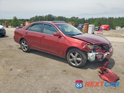 Czwarte zdjęcie samochodu z boku: 2005 TOYOTA CAMRY SE VIN:JTDBA32K250024975 - miniatura
