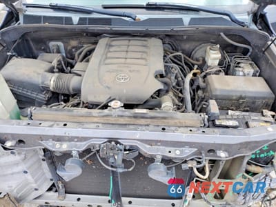 Zdjęcie 11 z 13 samochodu: 2018 TOYOTA TUNDRA CREWMAX SR5 VIN:5TFEM5F17JX128672 - miniatura