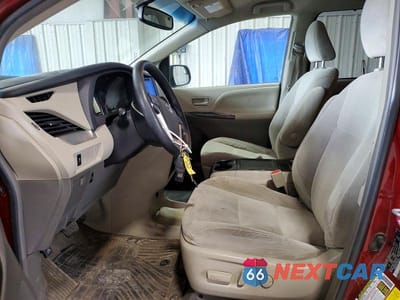 Zdjęcie 7 z 13 samochodu: 2015 TOYOTA SIENNA LE VIN:5TDKK3DC2FS689053 - miniatura