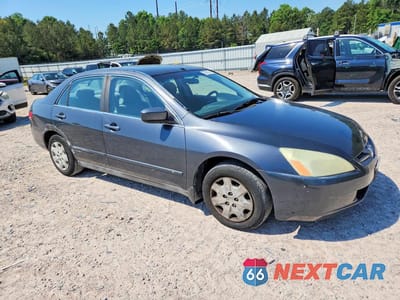Czwarte zdjęcie samochodu z boku: 2004 HONDA ACCORD LX VIN:1HGCM56354A162076 - miniatura