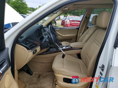 Zdjęcie 7 z 13 samochodu: 2012 BMW X5 XDRIVE35I VIN:5UXZV4C51CL755019 - miniatura