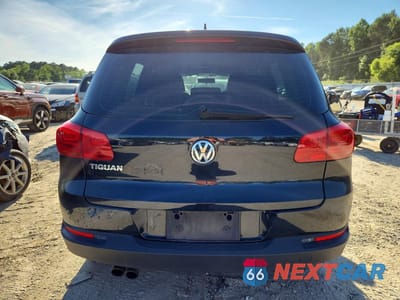 Zdjęcie 6 z 13 samochodu: 2017 VOLKSWAGEN TIGUAN S VIN:WVGAV7AX8HK043703 - miniatura