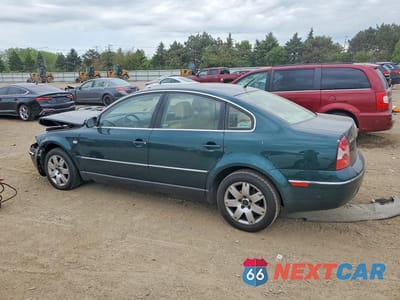 Drugie zdjęcie samochodu z przodu: 2002 VOLKSWAGEN PASSAT GLX VIN:WVWRH63B62P019341 - miniatura