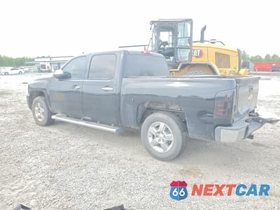 Drugie zdjęcie samochodu z przodu: 2011 CHEVROLET SILVERADO C1500 LT VIN:3GCPCSE03BG196279 - miniatura