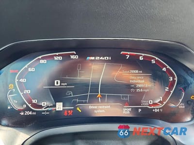 Zdjęcie 9 z 12 samochodu: 2022 BMW M240XI VIN:3MW53CM08N8C38780 - miniatura