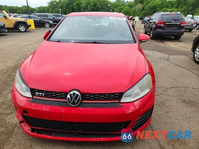 Piąte zdjęcie samochodu w środku: 2015 VOLKSWAGEN GTI VIN:3VW5T7AU0FM004298 - miniatura