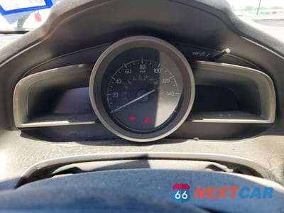 Zdjęcie 9 z 12 samochodu: 2018 MAZDA 3 TOURING VIN:3MZBN1L34JM272777 - miniatura