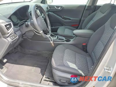 Zdjęcie 7 z 12 samochodu: 2017 HYUNDAI IONIQ SEL VIN:KMHC75LC0HU049503 - miniatura