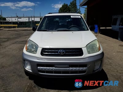 Piąte zdjęcie samochodu w środku: 2002 TOYOTA RAV4 BASE VIN:JTEHH20V420129246 - miniatura