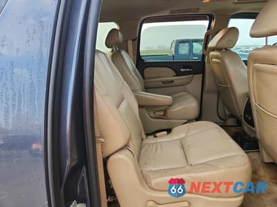 Zdjęcie 11 z 13 samochodu: 2008 GMC YUKON XL DENALI VIN:1GKFK66888J116433 - miniatura