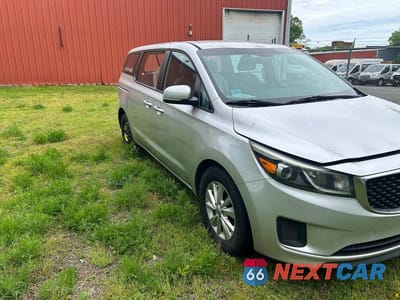 2016 KIA SEDONA L KNDMA5C15G6104796 - główne zdjęcie licytacji z USA - miniatura