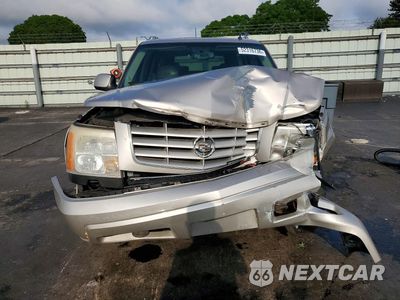 Piąte zdjęcie samochodu w środku: 2006 CADILLAC ESCALADE ESV VIN:3GYFK66N96G233447 - miniatura