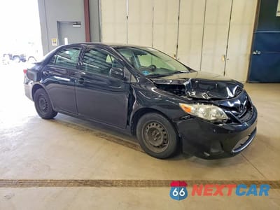 Czwarte zdjęcie samochodu z boku: 2011 TOYOTA COROLLA LE VIN:JTDBU4EE6B9131800 - miniatura