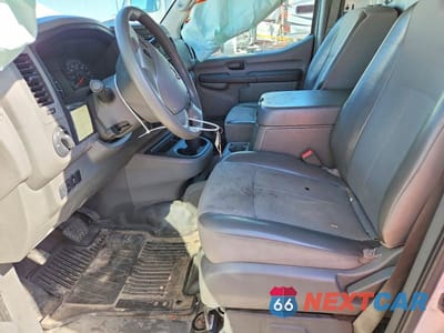 Zdjęcie 7 z 12 samochodu: 2017 NISSAN NV 3500 HD SV VIN:1N6AF0LY0HN803228 - miniatura