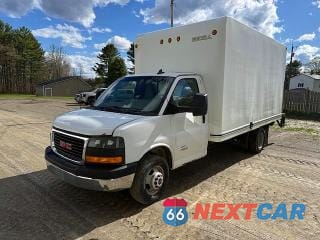2019 GMC SAVANA CUT - BOX TRUCK 7GZ67UCG5KN005791 - główne zdjęcie licytacji z USA - miniatura