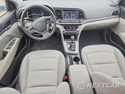 Zdjęcie 8 z 12 samochodu: 2017 HYUNDAI ELANTRA SE VIN:5NPD84LF4HH168174 - miniatura