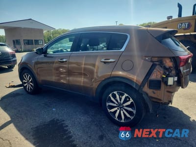 Drugie zdjęcie samochodu z przodu: 2018 KIA SPORTAGE EX VIN:KNDPNCACXJ7373663 - miniatura