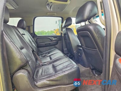 Zdjęcie 10 z 12 samochodu: 2013 GMC YUKON XL K1500 SLT VIN:1GKS2KE70DR227134 - miniatura