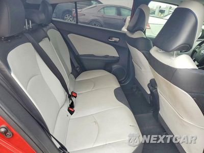 Zdjęcie 10 z 13 samochodu: 2020 TOYOTA PRIUS LIMITED VIN:JTDKARFU1L3104388 - miniatura